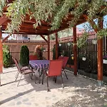 Sidef Mamaia Nord Se Inchiriaza Integral Вилла