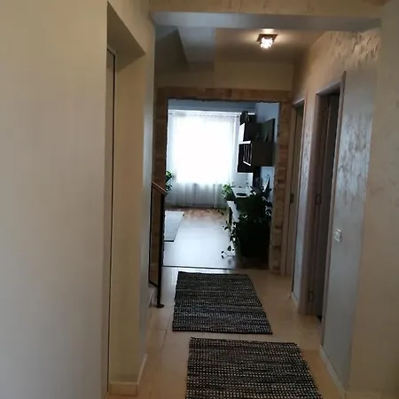 Villa Sidef Mamaia Nord Se Inchiriaza Integral Navodari