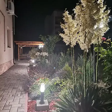 Sidef Mamaia Nord Se Inchiriaza Integral Villa Navodari